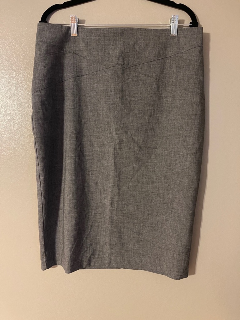 New York & Company Gray Pencil Skirt - Sleek Office Staple